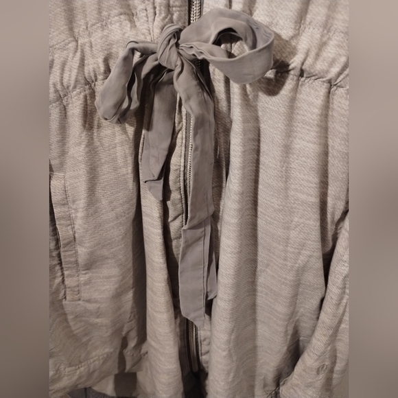 lululemon lightweight hooded zip drawstring waist robe jacket - Picture 4 of 11